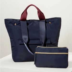 Stella & Dot Navy Zip It Tote with detachable crossbody pouch with strap